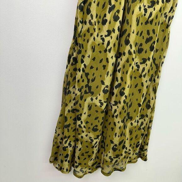 Paradise Plus NY Women’s Vintage Olive Green Cheetah Print Semi Sheer Short Slee - Picture 8 of 10